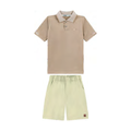 Foto limpa sem recorte de catálogo — Conjunto Camisa Polo em Piquet Vintage e Bermuda em Sarja com Elastano — ref. 35124